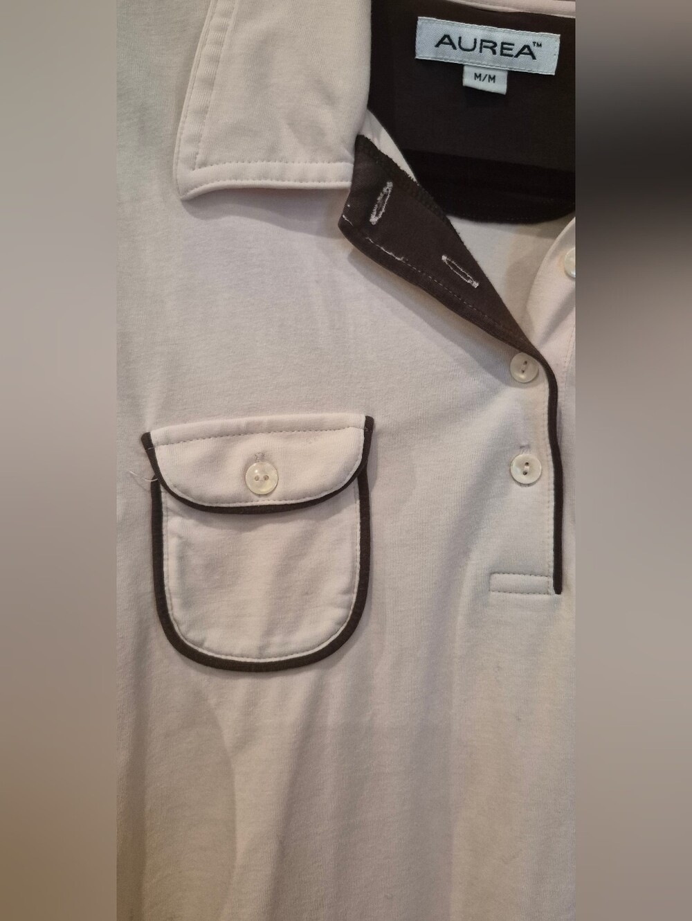 Aurea Short Sleeve Polo. Size M - Picture 3 of 4